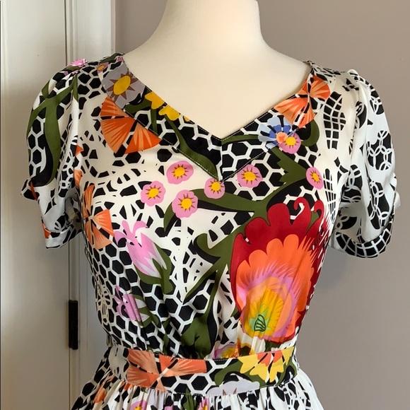 Summer dress - Picture 2 of 5